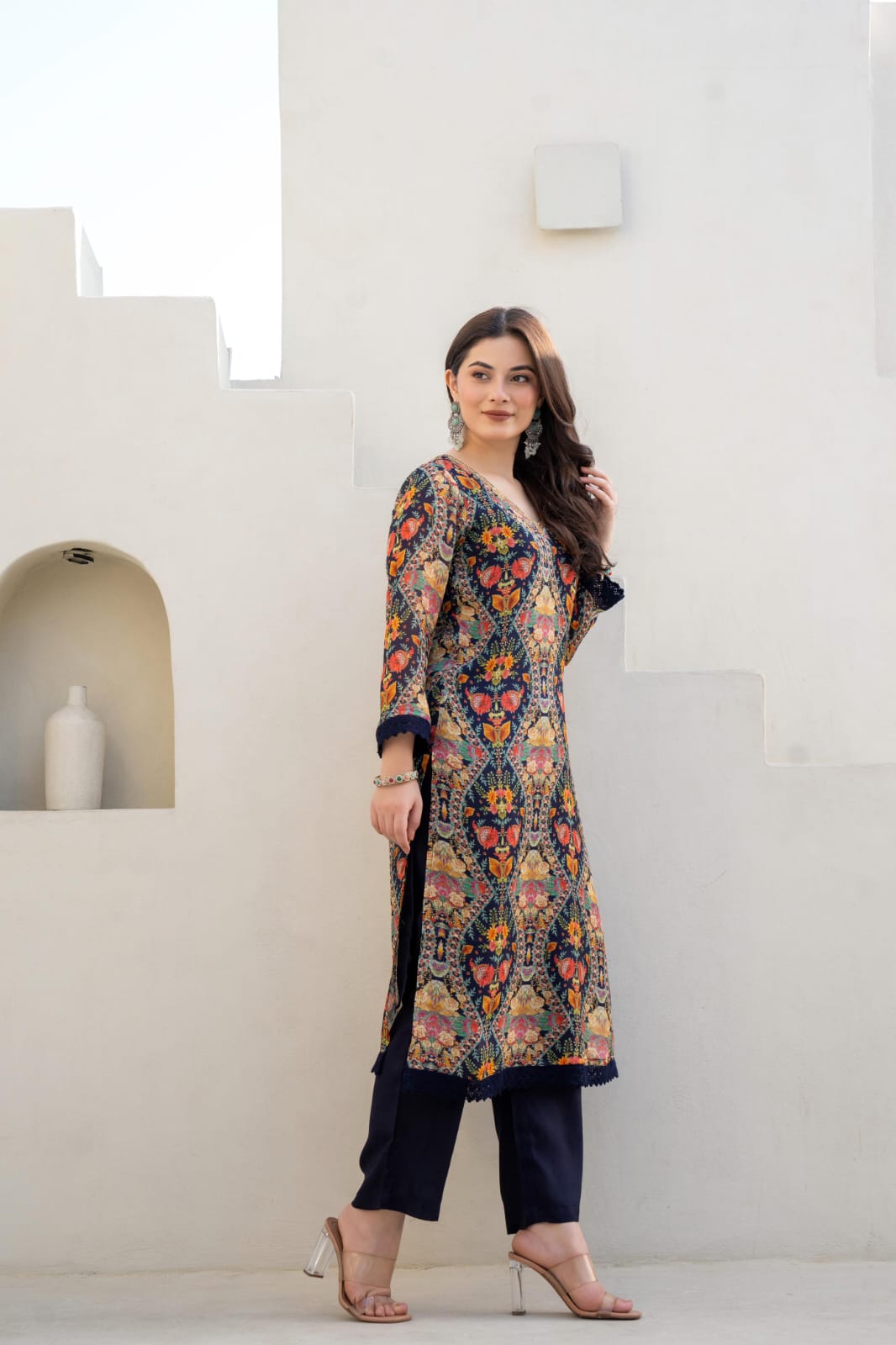 Chinnon straight cut Suit Set