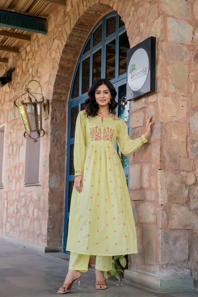 Floral embroidery Mul cotton suit