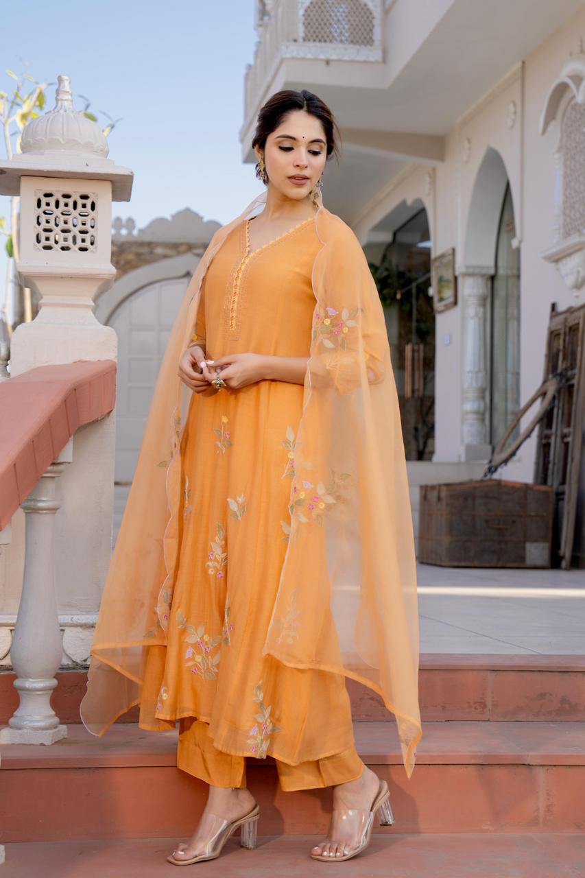 Pastel orange suit
