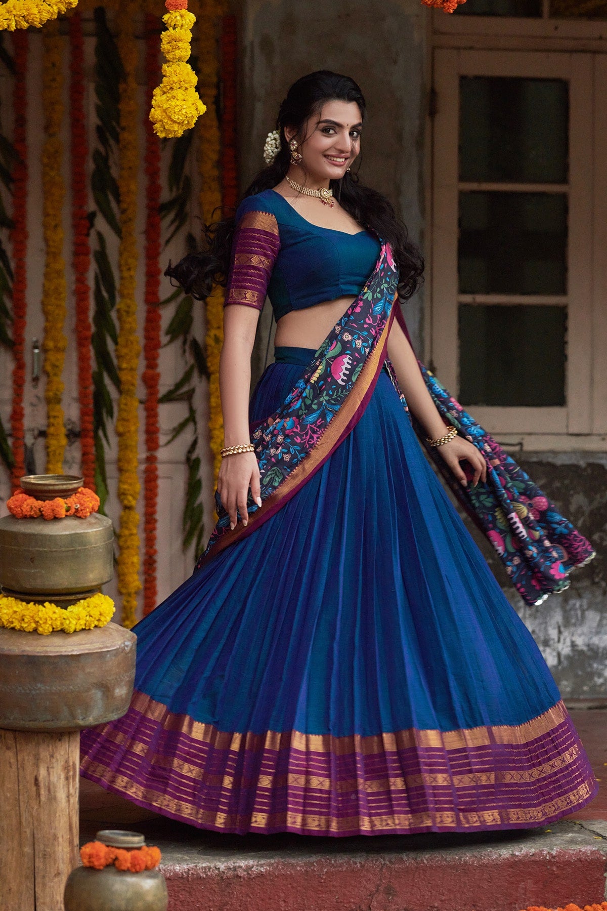 VISHNUKUND HANDLOOM LEHENGA SET  BK695N