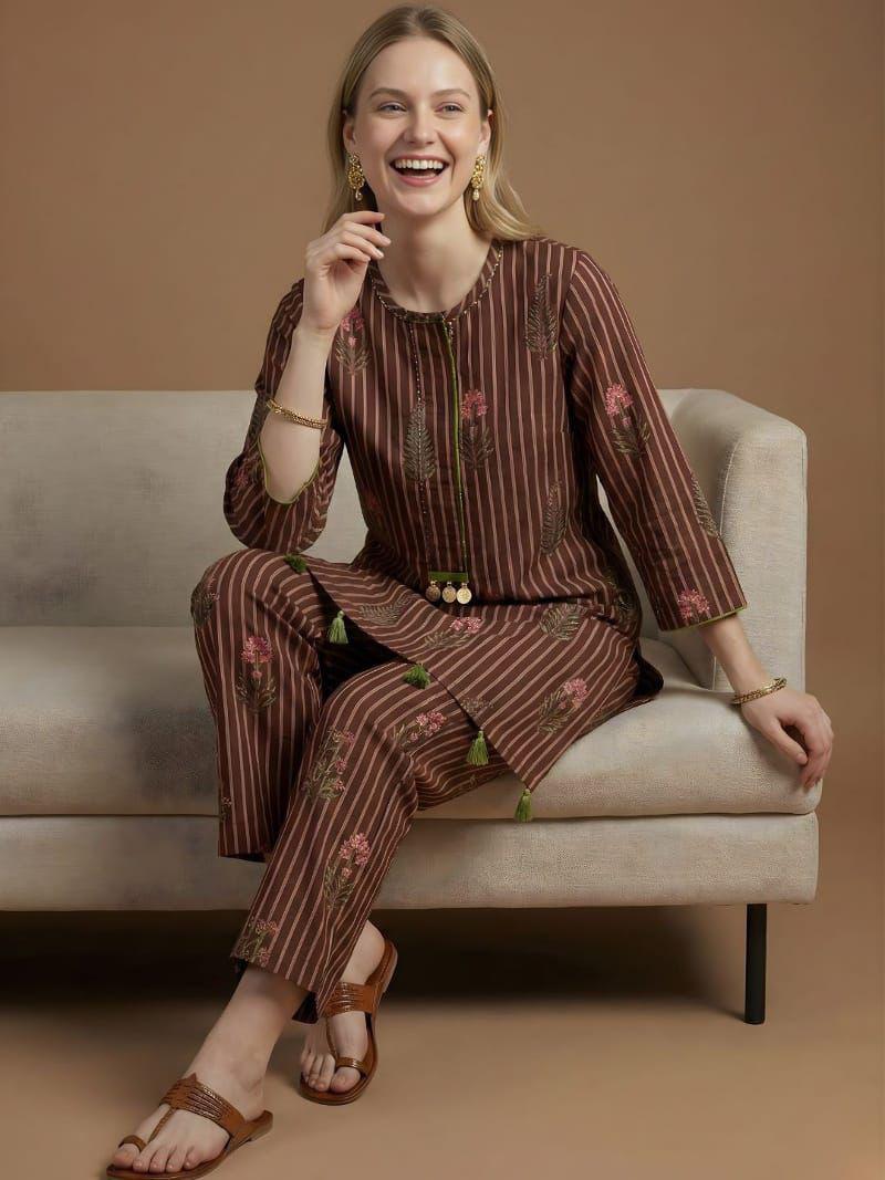 Brown coord set